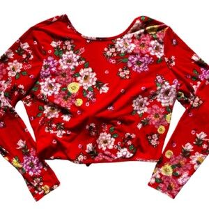 XL Red Floral divided by H&M tie back crop top